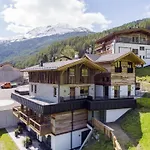 Dom wakacyjny Bergsteiger - By Interhome Sölden