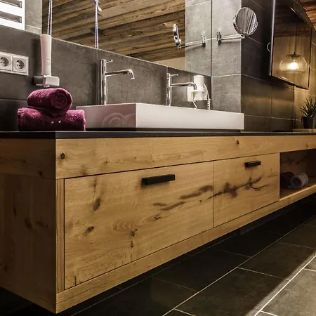 Bergsteiger - By Interhome * Sölden